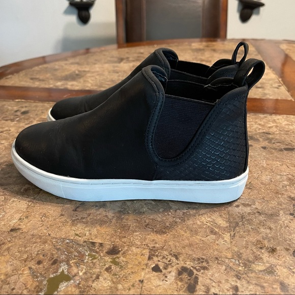 Stylish tennis - Picture 3 of 4